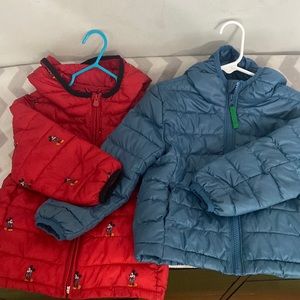 2 boys puffer jackets